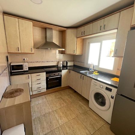 Apartamentos Atlas Terrassa V Eksteriør billede